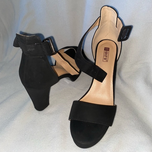 Black Platform Chunky Heels - Picture 6 of 14